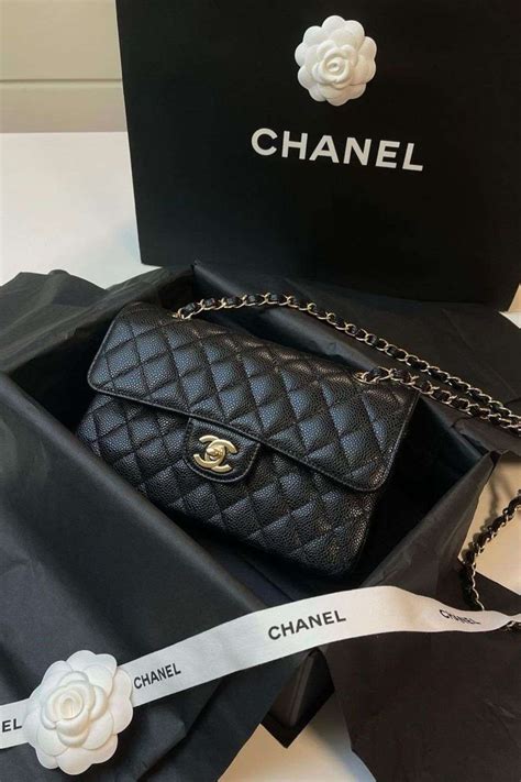 patent leather wallet on chain chanel|chanel lambskin vs caviar leather.